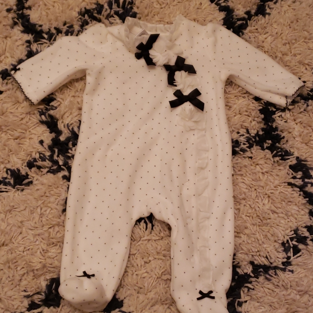 Nwot Little Me Velour Footie with Ruffles and Bows